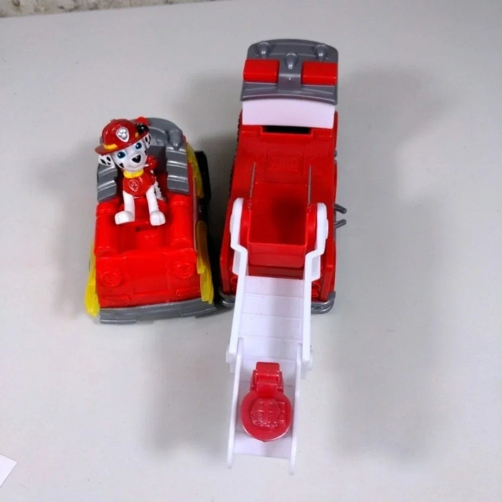 Paw Patrol Marshall‎ Fire Truck Lot Ultimate & Vehicle 2 Figure 2018 Spin Master